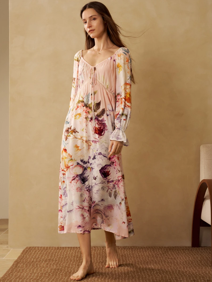MOTF PREMIUM PRINTED PATCHWORK LACE ROMANTIC NIGHTGOWN - Multicolor - View 1
