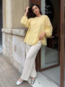 Dazy Plus Atasan Pullover Lipit Longgar Warna Polos Kasual untuk Liburan Musim Semi dan Gugur Warna Kuning - Kuning - View 8