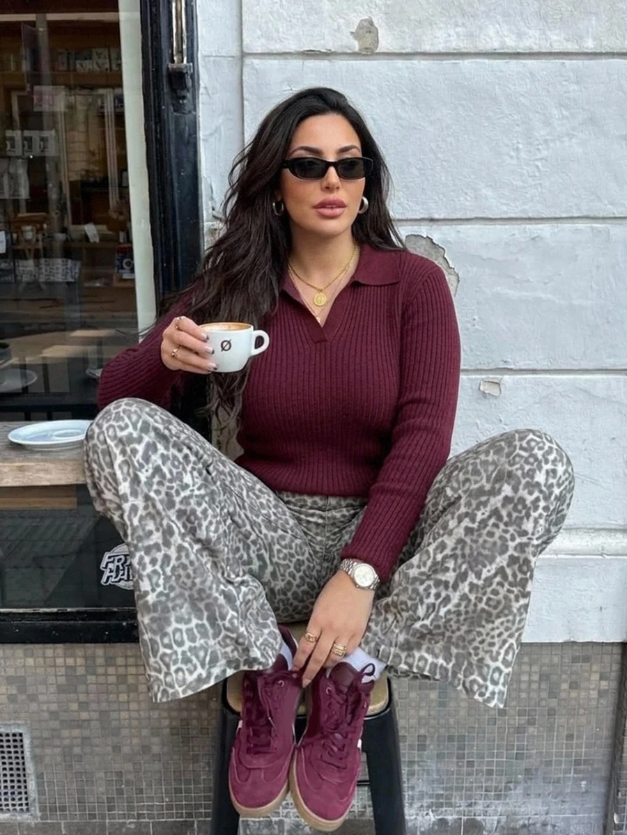 Dazy Plus Solid Color Fitted Knit Red New Year Christmas Cutout V-Neck Long Sleeve Casual Autumn/Winter Pullover Sweater - Burgundy - View 1