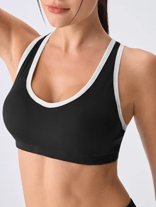 Loungeista 1 Set Women's Solid Color Racerback Sports Bra Set - Black - View 5