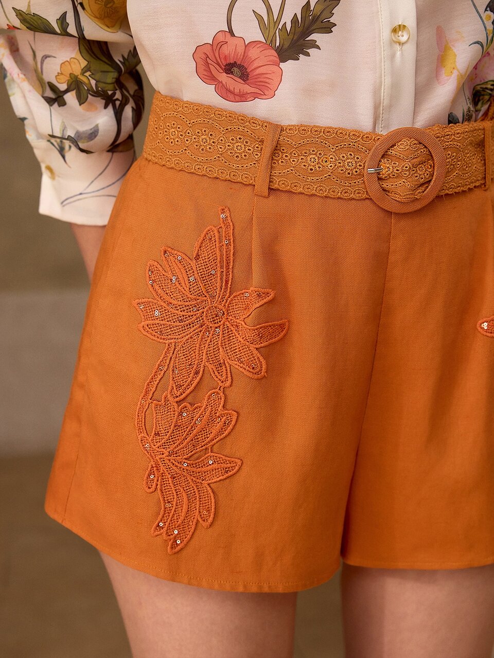 MOTF WOMEN'S SUMMER CASUAL FRENCH ELEGANT VACATION STYLE PATCHWORK SEQUIN EMBROIDERED FLORAL WAIST BELT LOOSE SHORTS BRUNCH BURNT ORANGE