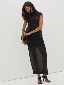MUSEYN Atasan Chiffon Hitam Transparan dengan Leher Tinggi Model Corong - Hitam - View 3