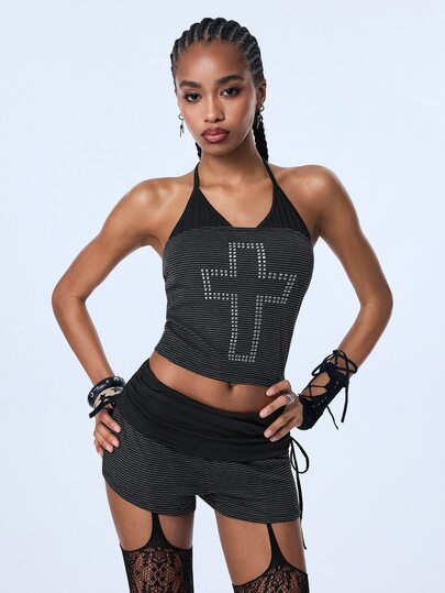 Shutterstock Y2Kool Conjunto de 2 Peças Top Halter & Shorts Feminino Y2K Hot Girl Casual Street Dark Punk com Decoração de Cruz em Foil Metálico Listrado Cinza & Preto, para Verão, Outono, Festa, Feriado, Férias na Ilha, Festival de Música, Festival EDM, Uso Diário e Halloween