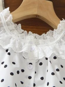SHEIN Elladie kids 女童2件套套裝，甜美波點蕾絲荷葉領無袖鈕扣上衣 & 刺繡下擺牛仔寬腿褲套裝，夏季日常穿搭 - 白色 - 查看 8