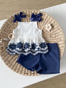 SHEIN Playful Pals 2件組女嬰幼兒/新生兒0-3歲春夏休閒日常可愛度假條紋蝴蝶結圖案背心上衣+短褲套裝 - 藍白色 - 查看 6
