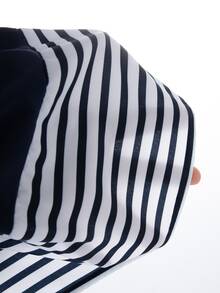 Souflis Souflis Gaun Bayi Perempuan Bow Depan Striped - Navy Blue - View 7