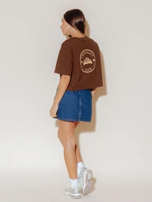 Pimkie Edition Kaos Crop Top Wanita Warna Cokelat dengan Motif Grafis, Pakaian Kasual Sehari-hari - Coklat - View 3