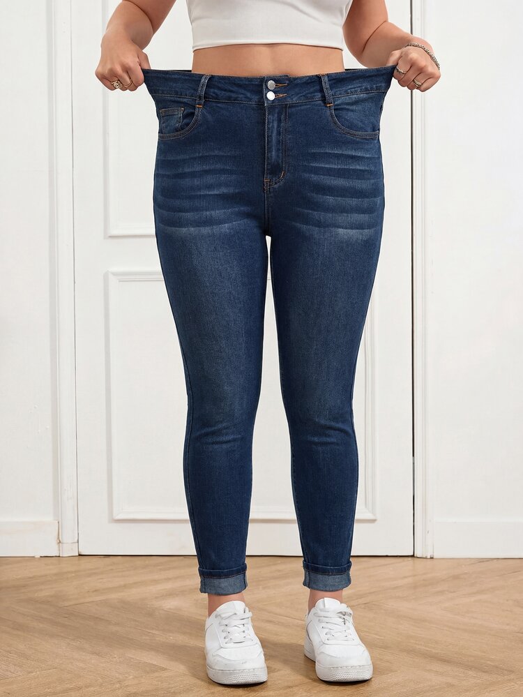 SHEIN Tall CURVE Plus Size Women's Casual Versatile Daily Wear Denim Jeans With Pockets And Buttons Office Wear For Women Back To School Fall - Blue - View 2