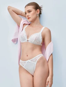 Softvol 1pc Women's Sexy Semi-Sheer Lace Wireless Comfortable Triangle Cup Back Closure Bra - White - View 8