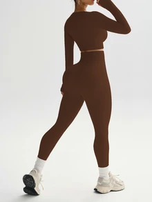 Slayform Slayform Setelan Pakaian Olahraga Wanita Warna Polos Tanpa Jahitan dengan Leher Bulat dan Elastisitas Tinggi, Setelan Yoga Cokelat Musim Semi/Gugur, Setelan Dua Potong Cokelat untuk Latihan - Coklat - View 8