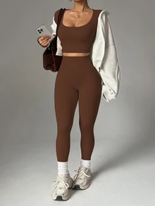 Slayform Slayform Setelan Pakaian Olahraga Wanita Warna Polos Tanpa Jahitan dengan Leher Bulat dan Elastisitas Tinggi, Setelan Yoga Cokelat Musim Semi/Gugur, Setelan Dua Potong Cokelat untuk Latihan - Coklat - View 3