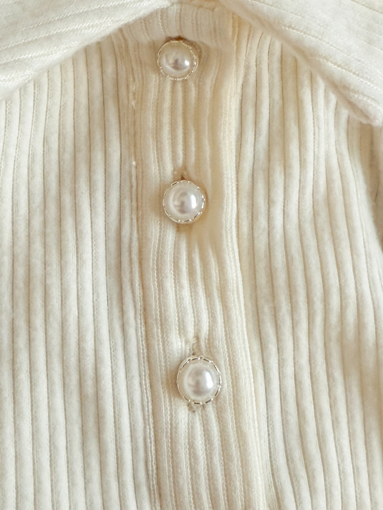 PrepCrw 两件套少女优雅都市校服风格套装，包括一件白色珍珠边饰粉色圆领长袖开衫和一件白色无袖翻领polo衫，适合返校、休闲外出、聚会、假期、秋冬季和圣诞节穿着。 - 彩色 - 查看 3