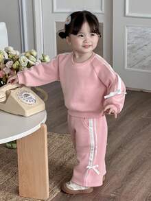 DAZY 女婴春秋季休闲运动风插肩袖撞色条纹蝴蝶结装饰套头连帽衫和宽松阔腿裤套装 幼儿女童服装 - 粉色 - 查看 1