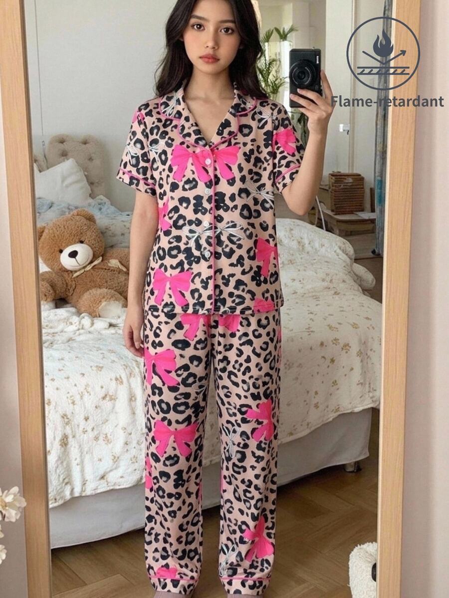 SHEIN 青少年女孩夏季甜美豹紋與蝴蝶印花短袖長褲睡衣套裝，休閒居家穿著 - 彩色 - 查看 1