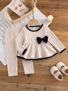 SHEIN 2件組女嬰可愛甜美米色與黑色羅紋3D蝴蝶結下擺長袖圓領上衣搭配內搭褲，適合生日派對、秋季穿搭、上學 - 杏色 - 查看 2