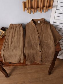 SHEIN Tween Boy Solid Color Round Neck Short Sleeve Button-Up Shirt And Elastic Waist Shorts 2-Piece Set, Suitable For Commuting, School, Daily Casual Outings, Sports, Spring And Summer - Brown - View 2