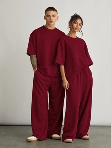 NORVETH 2pcs/Set Men's Loose Dropped Shoulder Round Neck Short Sleeve T-Shirt And Drawstring Waist Straight Leg Pants Set - Burgundy - View 5