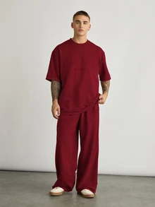 NORVETH 2pcs/Set Men's Loose Dropped Shoulder Round Neck Short Sleeve T-Shirt And Drawstring Waist Straight Leg Pants Set - Burgundy - View 2