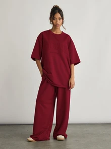NORVETH 2pcs/Set Men's Loose Dropped Shoulder Round Neck Short Sleeve T-Shirt And Drawstring Waist Straight Leg Pants Set - Burgundy - View 3