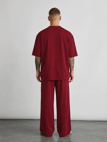 NORVETH 2pcs/Set Men's Loose Dropped Shoulder Round Neck Short Sleeve T-Shirt And Drawstring Waist Straight Leg Pants Set - Burgundy - View 4