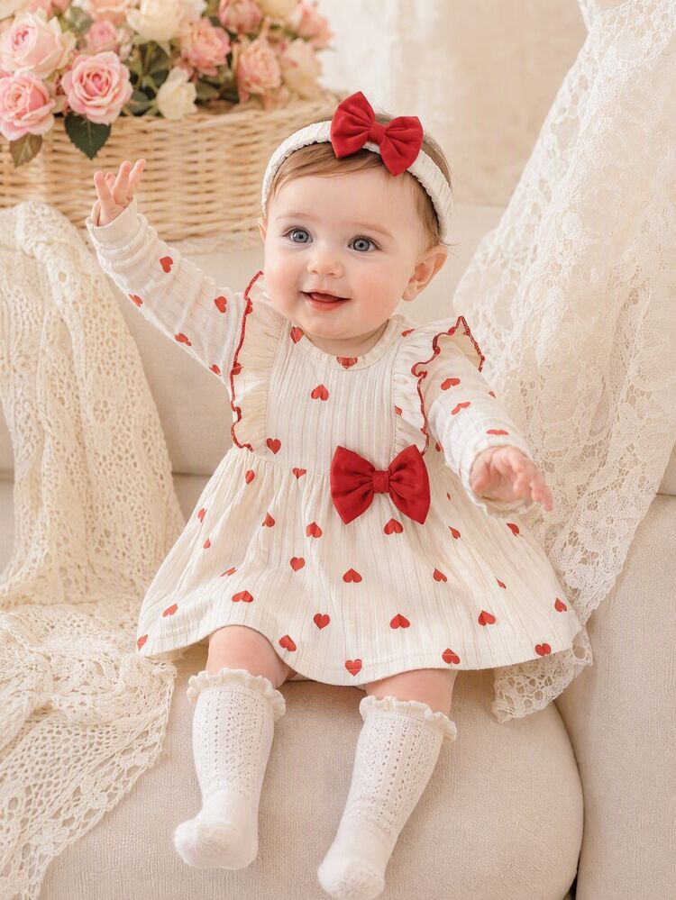 SHEIN Gaun Bayi Perempuan 0-9 Bulan | Motif Hati Aprikot Gaya Ulang Tahun yang Lucu | Set Pakaian Musim Semi/Gugur, Leher Bulat Lembut - MultiWarna - View 1