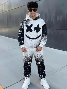 SHEIN 青少年男孩休閒街頭風運動塗鴉臉部紮染印花連帽套頭長袖衛衣與長褲套裝，適合通勤、上學、日常休閒外出、運動，秋冬季，萬聖節 - 黑與白 - 查看 1