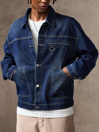 Street Life Amerikanische Vintage gewaschene Workwear Herren-Denim Jacke, klassische einreihige Jacke mit Revers und Metall-D-Ring-Reißverschluss-Dekoration auf der Brust, lockere Passform, Drop-Shoulder, vielseitiges lässiges Denim-Top für den täglichen Arbeitsweg im Herbst/Winter