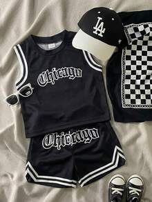 SHEIN 2件組 嬰幼兒男童夏季黑色網眼籃球球衣 Street Life 休閒圖案街頭時尚海灘無袖上衣與短褲套裝 - 黑色 - 查看 1