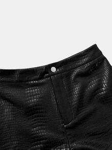 SHEIN LUNE 時尚極簡純色鱷魚紋PU皮革短褲，休閒款 - 黑色 - 查看 3