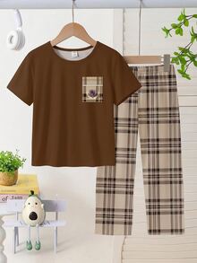 2pcs Tween Boy Fashion Simple Allover Print Coffee Color Plaid Small Pocket Decorative Print Round Neck Pullover Short Sleeve Top With Coffee Color Plaid Pattern All-Over Print Loose Knit Fabric Comfortable Casual Fashion Homewear Two Pieces Set Pajamas - Coffee Brown - View 6