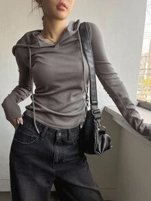 Dazy Star 女款素色抽繩連帽長袖T恤，秋季校園服飾 - 淺灰色 - 查看 5