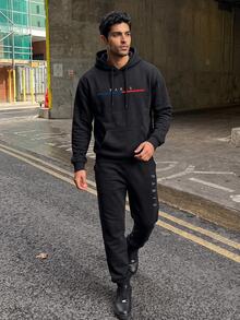 Manfinity Homme Men Letter Graphic Drawstring Hoodie & Sweatpants, Men Hoodie And Sweatpants Set, Men Jogging Outfit, Manfinity Hoodie And Pants - Black - View 1