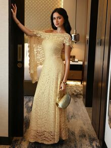 Modelyn 女士纯色简约蕾丝不对称领长连衣裙，休闲日常穿着 - 淡黃色 - 查看 6