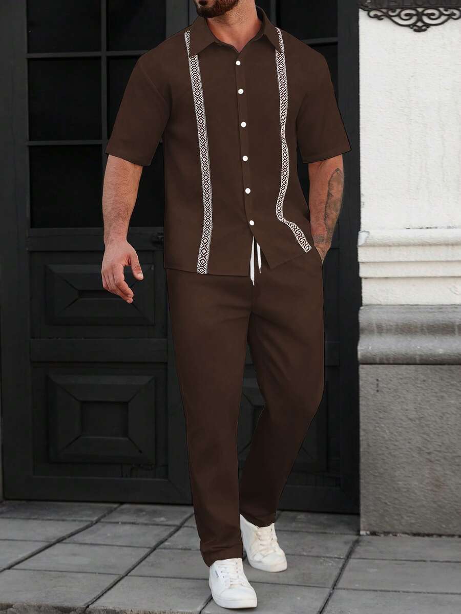 Manfinity CasualCool 男士拼色單排扣短袖襯衫與長褲休閒日常穿搭 - 棕色 - 查看 1