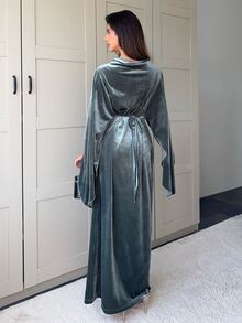 Veilorie Gaun Panjang Wanita Warna Polos dengan Kerah Model Cowl yang Elegan dan Mempertegas Pinggang, Cocok untuk Pesta dan Acara Kumpul-kumpul - Biru - View 2