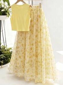 GlowEve Casual Elegant Yellow Floral Print Camisole And Skirt Set - Yellow - View 2