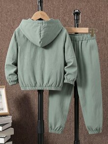 SHEIN Explorewe 返校季 男童2件套休閒夾克套裝，半拉鍊連帽長袖夾克配白色滾邊與寬/窄織帶，搭配3D口袋工裝褲，側邊白色寬織帶、彈性腰頭，梭織布料，男童夏季長袖褲裝套裝，男童服飾套裝 - 薄荷綠 - 查看 2