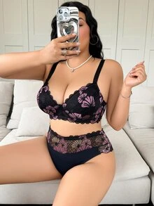 SHEIN 大码女士 2 件浪漫蕾丝文胸套装，简约休闲文胸 + 内裤套装，提升 - 彩色 - 查看 4