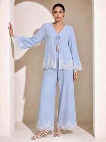 Graceveil Conjunto de 2 piezas de top y pantalones casuales minimalistas relajados con patchwork de encaje, manga larga y cuello en V, azul, adecuado para mujeres, atuendo de vacaciones, ropa de primavera/verano, ropa de playa - Celeste - Ver 2