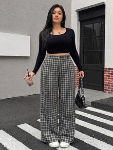 Muchica Plus Size Casual Vacation Plaid Button Pocket Loose Fit Suit Pants - Black and White - View 3