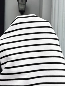 SHEIN 孕婦條紋圖案長袖抽繩連帽衛衣 冬季 - 黑與白 - 查看 10