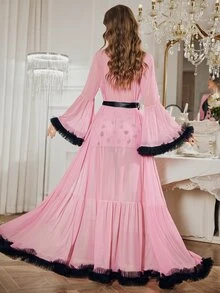 Slumberist 3D Floral Trim Puff Sleeve Robe + Contrast Lace Side High Slit Sexy Heart Printed Mesh Nightgown Set - Pink - View 2