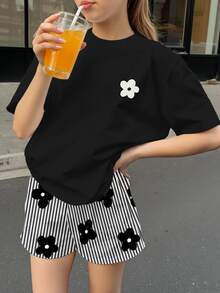 复古甜美黑白条纹迷你碎花图案少女休闲简约宽松圆领短袖T恤短裤两件套，适合春夏穿着 - 彩色 - 查看 1