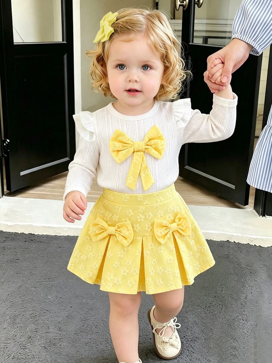 SHEIN Playful Pals 2pcs Baby Girl Cottagecore Sweet Party Daily Spring Ruffle Shoulder Bow Decor Top Floral Print Pleated Skirt Outfit Set - Yellow - View 1