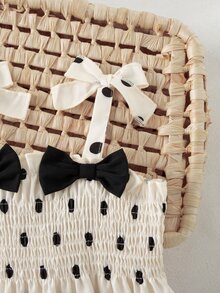 SHEIN Playful Pals 女嬰夏季度假拼接蝴蝶結肩帶刺繡下擺洋裝 生日白色與黑色波點可愛風 - 黑與白 - 查看 9