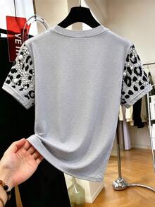 Resyla Women's Gray V-Neck T-Shirt With 3D Leopard Head Print, Casual Short Sleeve Top - Multicolor - View 2