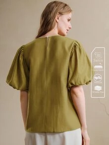 Arave 女款輕量亮面布料寬鬆百褶鏤空對比蕾絲泡泡短袖圓領日常通勤上衣 - 芥末黃 - 查看 4