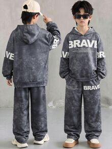 SHEIN 兒童青少年男孩休閒舒適時尚極簡連帽衫與長褲套裝，經典酷炫文字 BRAVE 圖案印花，經典運動風圖案印花，經典帥氣雪花圖案印花，適合通勤、上學、日常休閒外出、運動，秋冬穿著 - 灰色 - 查看 3