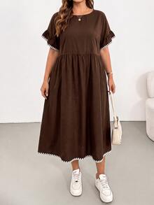 SHEIN Essnce Plus Size Shell Embroidery Pocket Fashion Vacation Dress - Brown - View 4