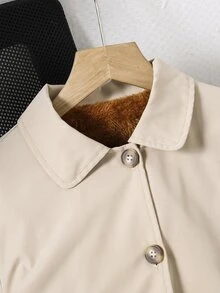SHEIN 青少年女孩長袖休閒時尚梭織面料長版外套，對比色極地絨內裡，寬鬆版型 - 卡其色 - 查看 5